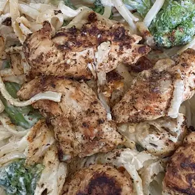 Chicken Alfredo.
