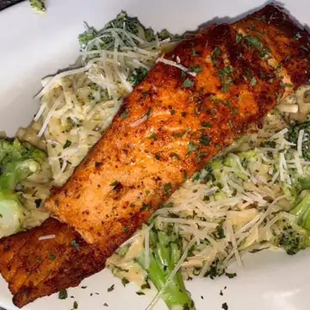 Salmon Alfredo.